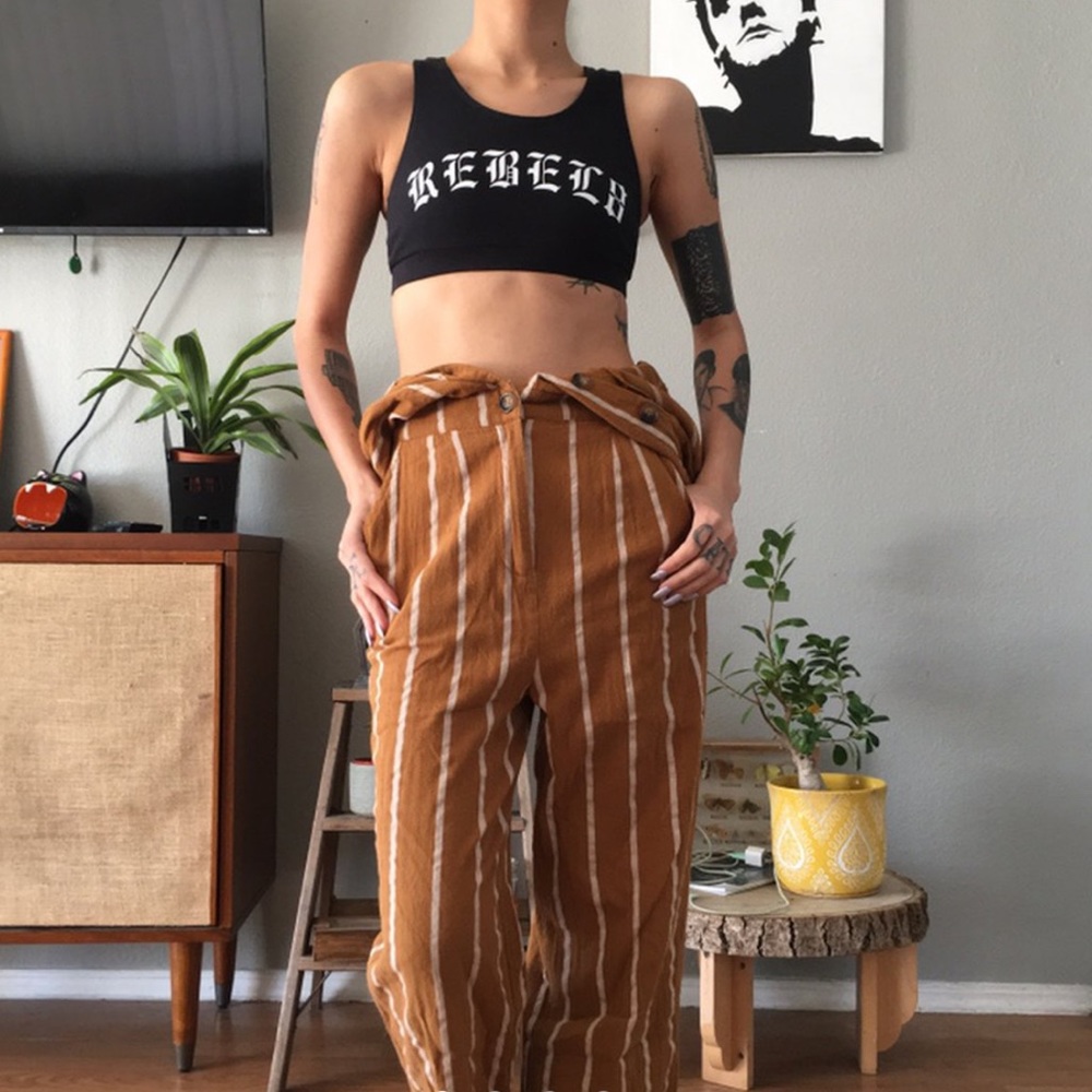 Rebel 8 sportsbra